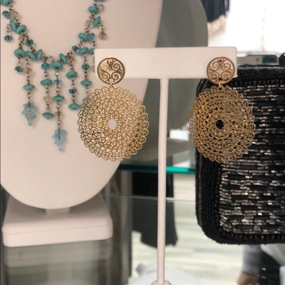 Gold earrings